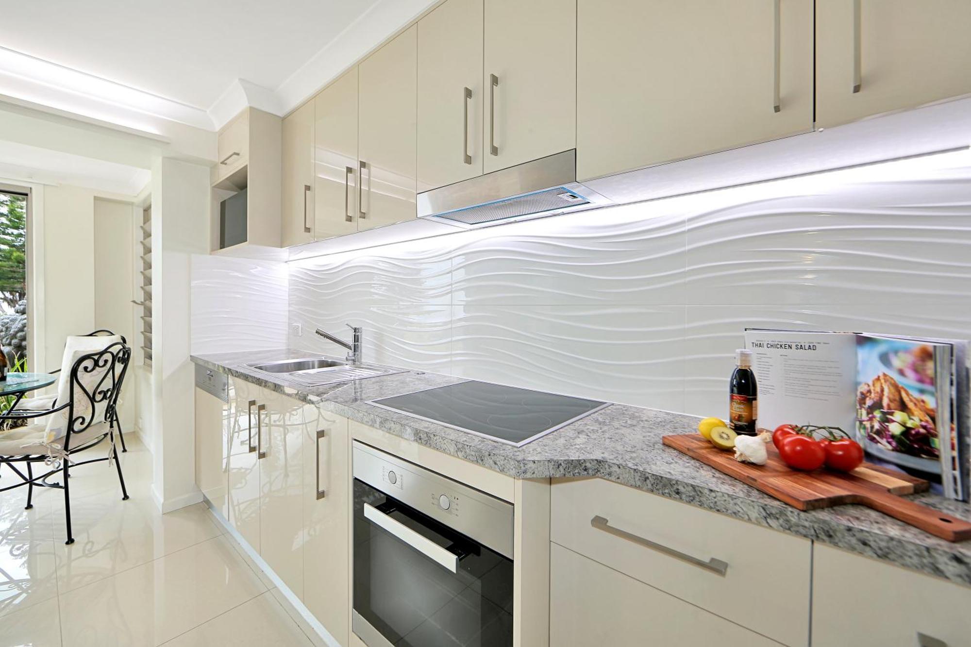 Nautilus Beachside Apartments Bargara Szoba fotó