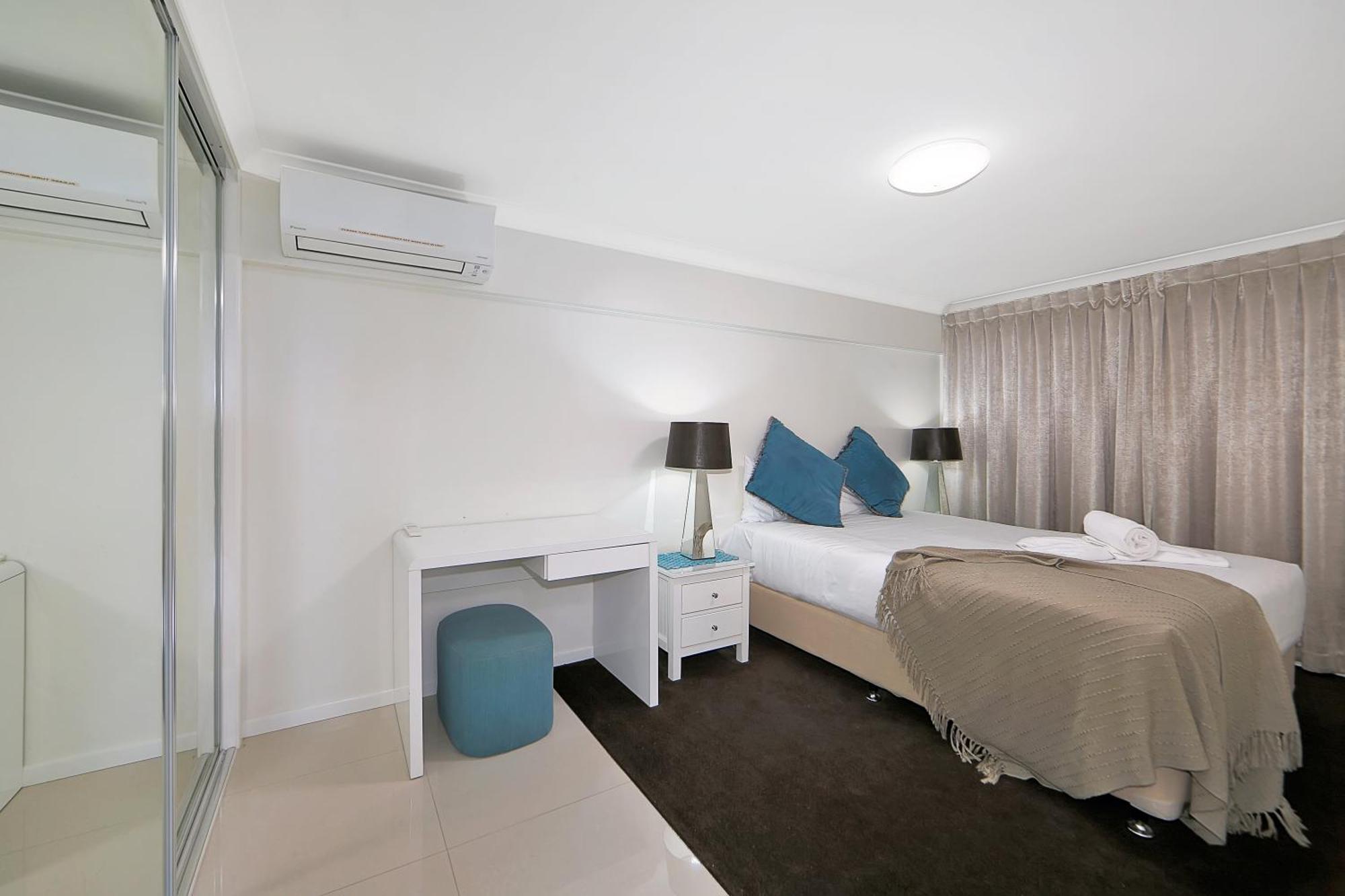 Nautilus Beachside Apartments Bargara Szoba fotó