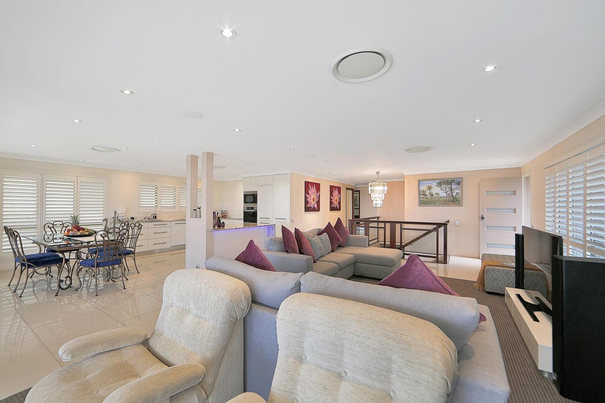 Nautilus Beachside Apartments Bargara Szoba fotó