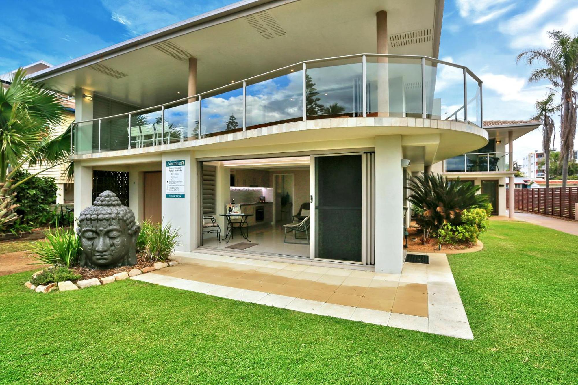 Nautilus Beachside Apartments Bargara Szoba fotó